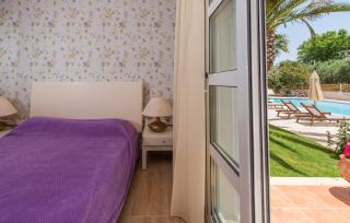 Aeolos Boutique Hotel & Suites - Kalamaki - 7