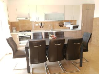 Apartment Tomo - 3