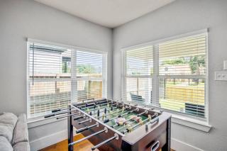 Intergalactic Abode at East Downtown - Houston - 5