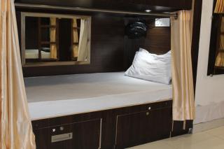 PARADISE AC DORMITORY - 2