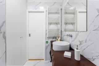 Mouzinho Darling Studio w/ AC in City Center by LovelyStay - 1