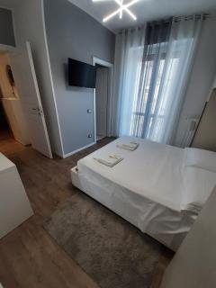 ALESSANDRA'S HOME - 2