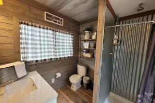 Live Simply Cabin, Walking distance to East Zion trails - Orderville - 7