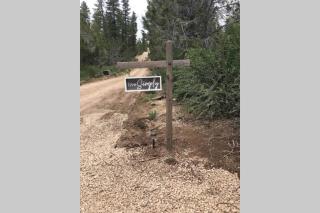 Live Simply Cabin, Walking distance to East Zion trails - 4