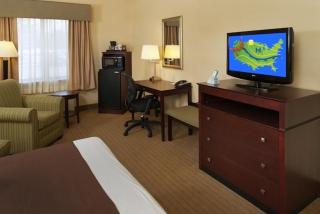 Holiday Inn Express & Suites - Williamstown - Glassboro by IHG - 1