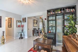 Shady and Eclectic Fort Lauderdale Dwelling with Yard! - Fort Lauderdale - 5