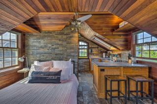 Elegant Hamptons Hideaway with Path to Beach! - 8