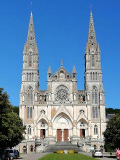 Maison dans le bourg - La Chapelle-Montligeon - 4