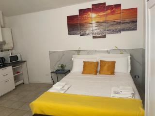 1-Tourist House Bologna-Cefalonia - Self Check-in - Bolonia - 0