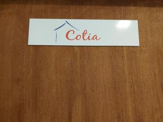Cotia - Novo Flat com Piscina, 50mts da praia, churrasqueira privativa, ar con, wi-fi, netflix, garagem - Paraty - 7
