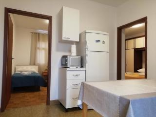 Apartment in Nin with loggia, air conditioning, WiFi, washing machine 4986-1 - 4