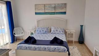 Villa Essence - a unique detached villa with A-C, heated private pool, hottub, gardens, patios and stunning views! - Tías - 3