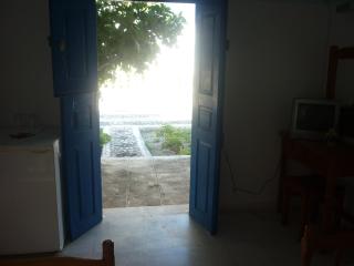 Agios Antonios - Perissa - 2