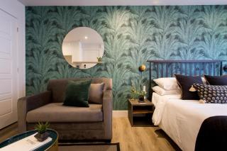 Blue Tropics Studio in Little Italy with kitchen by Den Stays - Montreal - 1