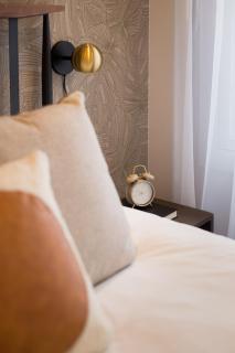 The Santamaria Golden Palms Studio by Den Stays - Montréal - 8
