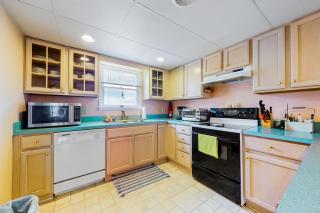 Shipwreck Townhome - 2