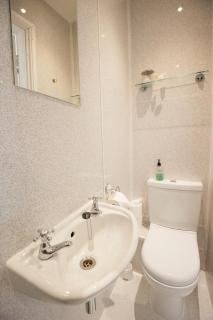 Glascoed Guest House - 7