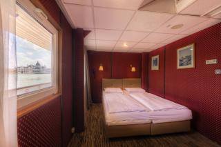 Grand Jules - Boat Hotel - Budapest - 3
