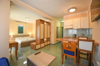Jolly Apartments - Budua - 1