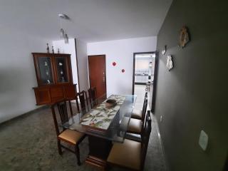 Apartamento na Avenida BEIRA MAR -PÉ NA AREIA -VISTA TOTAL PARA O MAR -ÚNICO SENSAÇÃO DE CASA TÉRREA A BEIRA MAR - COZINHA EQUIPADA -AIR FRYER -ÁREA DE CHURRASCO PRIVATIVA- TVS SMART- DISNEY PLUS E OUTROS-PRAIA IDEAL PARA CRIANÇAS-PET FRIENDLY - Guarapari - 1