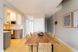 Trendy Little Italy 3 Bedroom Condo by Den Stays - Montreal - 4