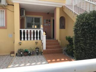 Amazing Villamartin House Sleeps 6 with Pool - Villacosta - 9