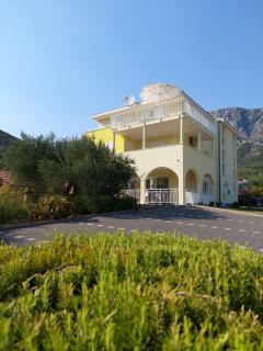 Apartments Dia - Zaostrog - 0