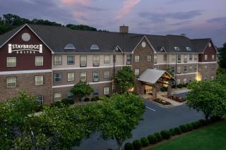 Staybridge Suites Greenville I-85 Woodruff Road by IHG - Greenville - 9