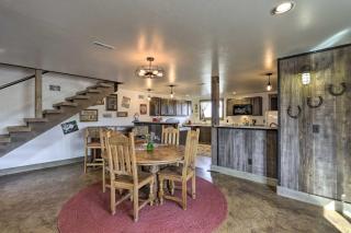 Montrose Barndominium on 7 Acres with Views! - 2