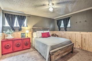 Sues Camp with Caddo Lake Access and Dock! - Karnack - 1