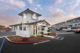 Days Inn by Wyndham Arroyo Grande Pismo Beach - Arroyo Grande - 7