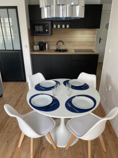 VIVEZ LE QUAI - St Francois - Notre Dame - PARKING - 8