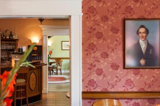 Hotel Garni Schlossgarten - Neustrelitz - 3