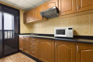 Ramada Hotel & Suites by Wyndham Ajman - Ajman - 1