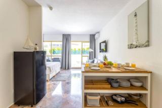 OleHolidays 603 Romana Playa primera linea playa - Marbella - 5