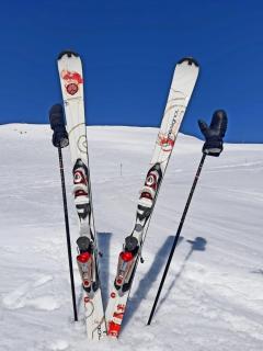 Au pied des pistes - 0