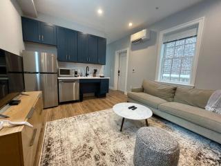 The King Suite at Prince Street Inn ADA Accessible - 9