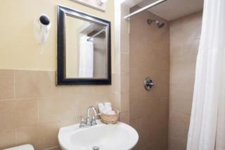 Executive Inn & Kitchenette Suites-Eagle Pass - 5