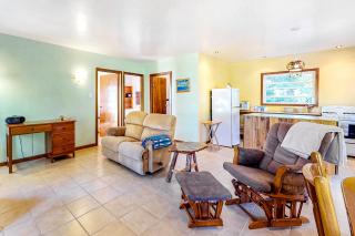 Three Little Birds - Caye Caulker - 7
