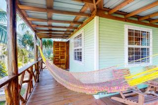 Three Little Birds - Caye Caulker - 1