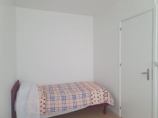LMZ Calm appartement with view, equipped for groups - Sarcelles - 8