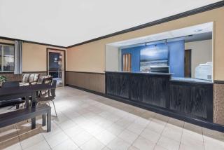 Super 8 by Wyndham Hanover - Hanover - 9