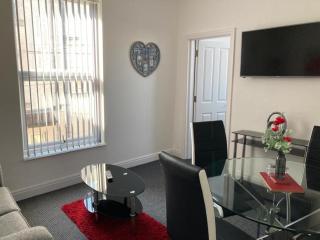 Coast Accommodation Station Road Apartments - Blackpool - 7