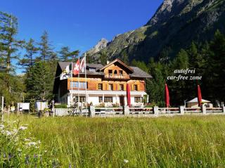Gasthaus Spinas - Bever - 9
