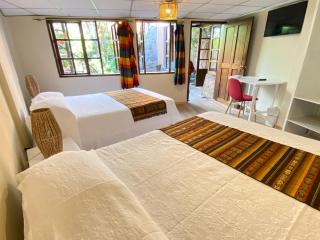 Arupo Bed and Breakfast - Quito - 9