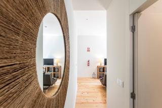 Central Studio with Pool & Patio by LovelyStay - 4