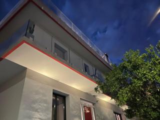 Appartamento Spotorno con ampio terrazzo attrezzato anche con angolo cottura - Spotorno - 4