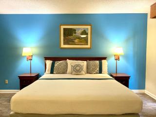FairBridge Inn Express Mount Vernon - 9