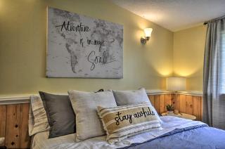 Cozy Studio with Deck - 9 Mi to Dtwn Portland! - 4