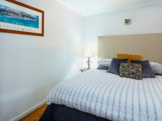 Bennett's Beach Cottage - 3